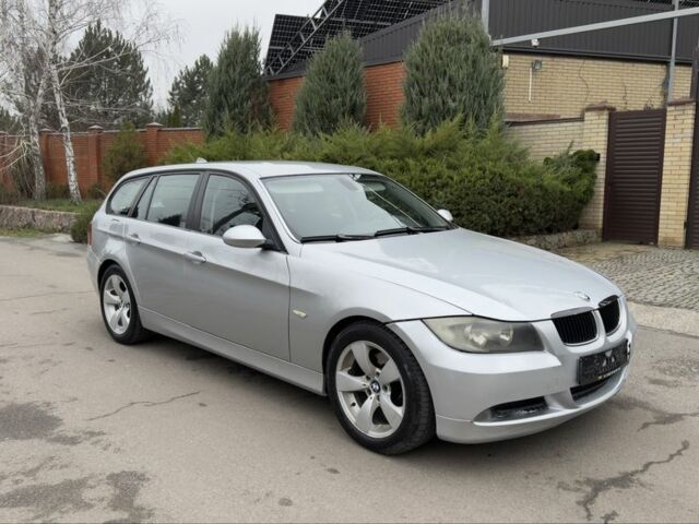 Сірий БМВ 3 Серія, об'ємом двигуна 2 л та пробігом 268 тис. км за 3690 $, фото 2 на Automoto.ua