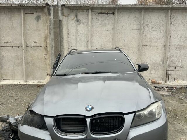 Сірий БМВ 3 Серія, об'ємом двигуна 2 л та пробігом 360 тис. км за 3500 $, фото 1 на Automoto.ua