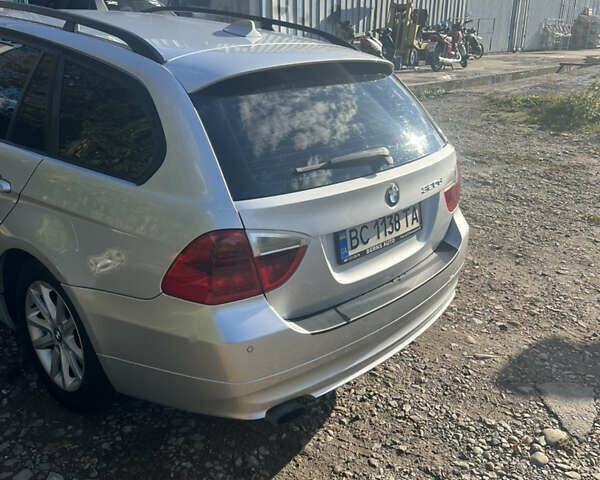 Серый БМВ 3 Серия, объемом двигателя 2 л и пробегом 287 тыс. км за 7800 $, фото 6 на Automoto.ua