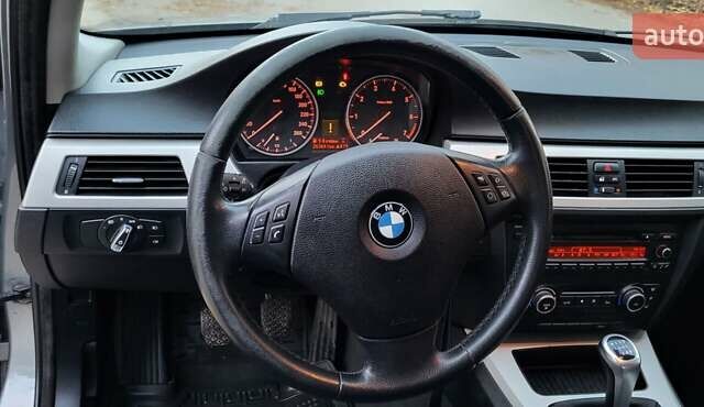 Сірий БМВ 3 Серія, об'ємом двигуна 2 л та пробігом 263 тис. км за 6450 $, фото 22 на Automoto.ua