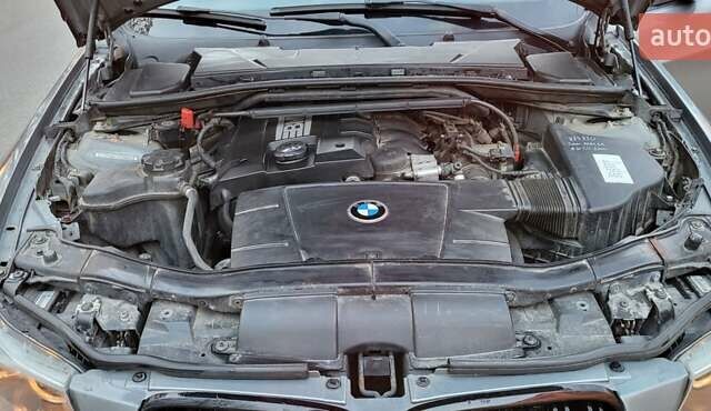 Сірий БМВ 3 Серія, об'ємом двигуна 2 л та пробігом 263 тис. км за 6450 $, фото 24 на Automoto.ua