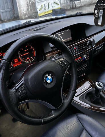 Серый БМВ 3 Серия, объемом двигателя 2 л и пробегом 276 тыс. км за 9500 $, фото 10 на Automoto.ua