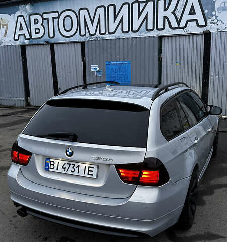 Серый БМВ 3 Серия, объемом двигателя 2 л и пробегом 276 тыс. км за 9500 $, фото 7 на Automoto.ua