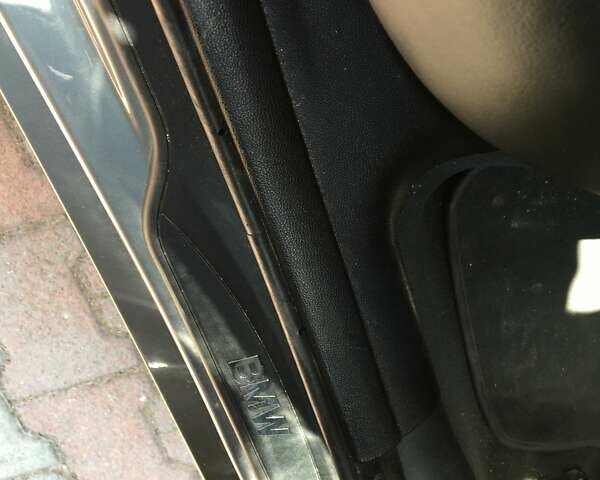 БМВ 3 Серия 2009 в Львове на Automoto.ua Серый БМВ 3 Серия, объемом двигателя 2 л и пробегом 337 тыс. км за 8200 $, фото 65 на Automoto.ua