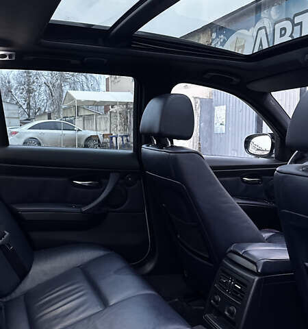 Серый БМВ 3 Серия, объемом двигателя 2 л и пробегом 276 тыс. км за 9500 $, фото 12 на Automoto.ua