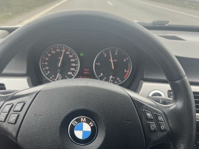 Серый БМВ 3 Серия, объемом двигателя 2 л и пробегом 350 тыс. км за 3700 $, фото 11 на Automoto.ua