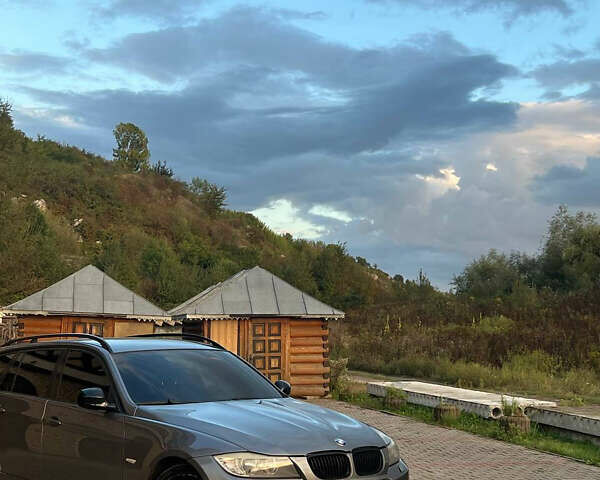 Серый БМВ 3 Серия, объемом двигателя 2 л и пробегом 251 тыс. км за 6550 $, фото 6 на Automoto.ua