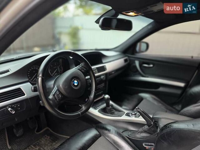 Серый БМВ 3 Серия, объемом двигателя 2 л и пробегом 300 тыс. км за 8500 $, фото 4 на Automoto.ua