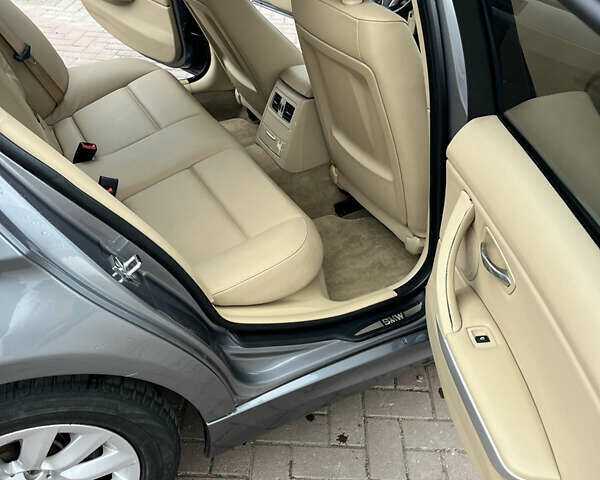 Серый БМВ 3 Серия, объемом двигателя 2 л и пробегом 273 тыс. км за 8900 $, фото 19 на Automoto.ua