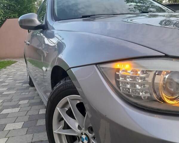 Серый БМВ 3 Серия, объемом двигателя 2 л и пробегом 373 тыс. км за 9500 $, фото 3 на Automoto.ua