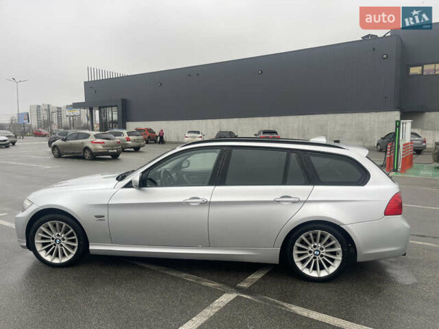 Серый БМВ 3 Серия, объемом двигателя 3 л и пробегом 131 тыс. км за 9500 $, фото 3 на Automoto.ua