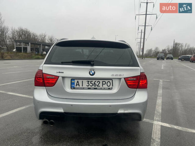 Серый БМВ 3 Серия, объемом двигателя 3 л и пробегом 131 тыс. км за 9500 $, фото 1 на Automoto.ua