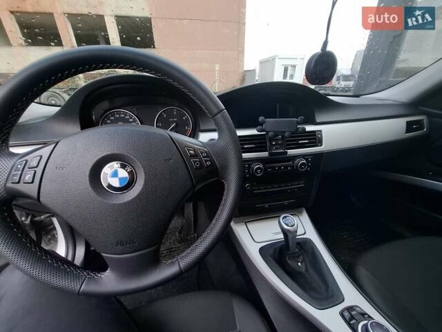 Серый БМВ 3 Серия, объемом двигателя 2 л и пробегом 340 тыс. км за 8500 $, фото 2 на Automoto.ua