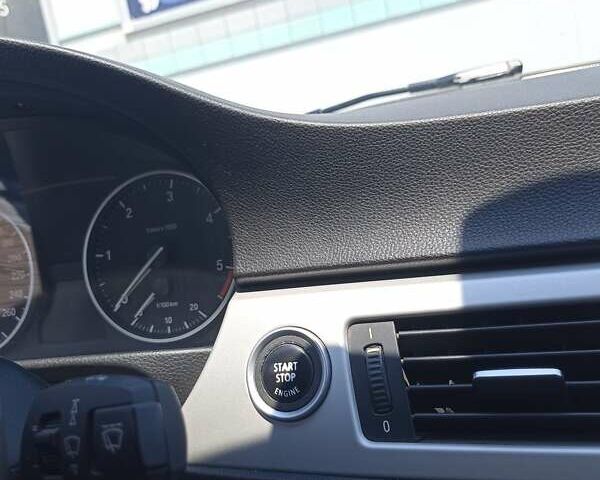 Сірий БМВ 3 Серія, об'ємом двигуна 2 л та пробігом 218 тис. км за 9999 $, фото 22 на Automoto.ua
