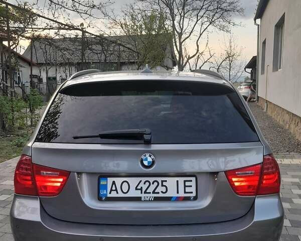 Серый БМВ 3 Серия, объемом двигателя 2 л и пробегом 373 тыс. км за 9500 $, фото 9 на Automoto.ua