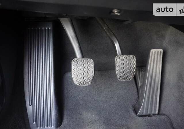 Серый БМВ 3 Серия, объемом двигателя 2 л и пробегом 285 тыс. км за 8500 $, фото 42 на Automoto.ua