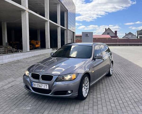 Серый БМВ 3 Серия, объемом двигателя 2 л и пробегом 309 тыс. км за 9400 $, фото 37 на Automoto.ua