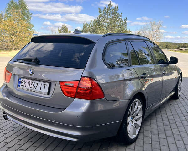 Серый БМВ 3 Серия, объемом двигателя 2 л и пробегом 309 тыс. км за 9300 $, фото 13 на Automoto.ua