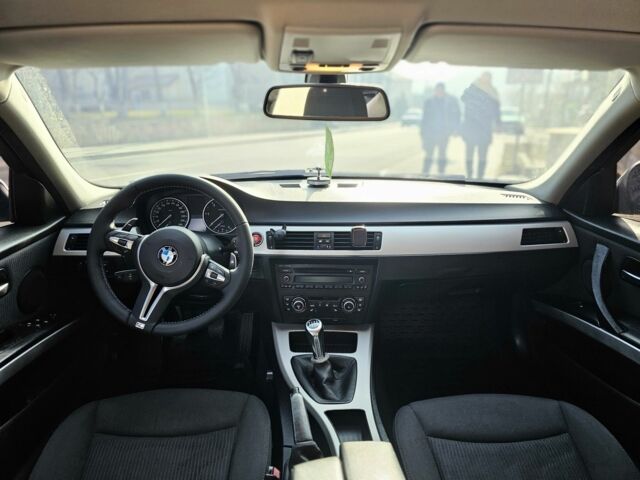 Сірий БМВ 3 Серія, об'ємом двигуна 2 л та пробігом 210 тис. км за 8000 $, фото 23 на Automoto.ua