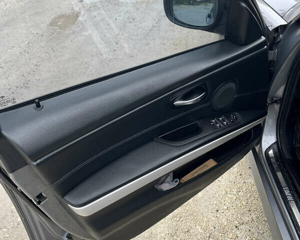 Сірий БМВ 3 Серія, об'ємом двигуна 2 л та пробігом 300 тис. км за 8300 $, фото 14 на Automoto.ua