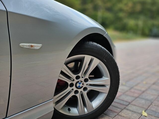 Сірий БМВ 3 Серія, об'ємом двигуна 2 л та пробігом 210 тис. км за 8000 $, фото 13 на Automoto.ua