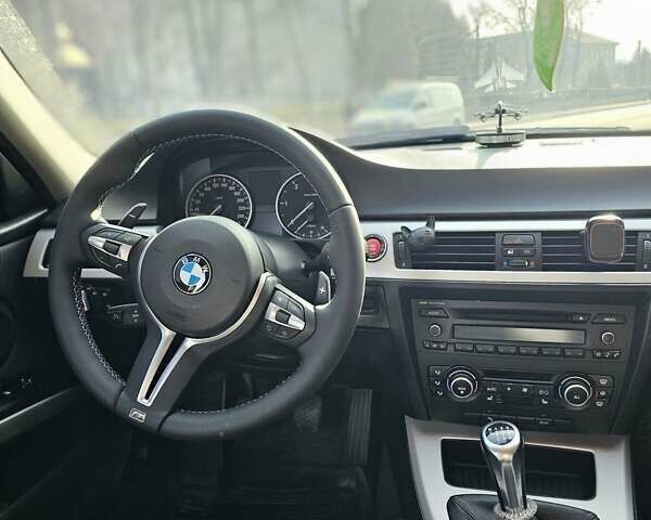 Серый БМВ 3 Серия, объемом двигателя 2 л и пробегом 232 тыс. км за 8000 $, фото 15 на Automoto.ua