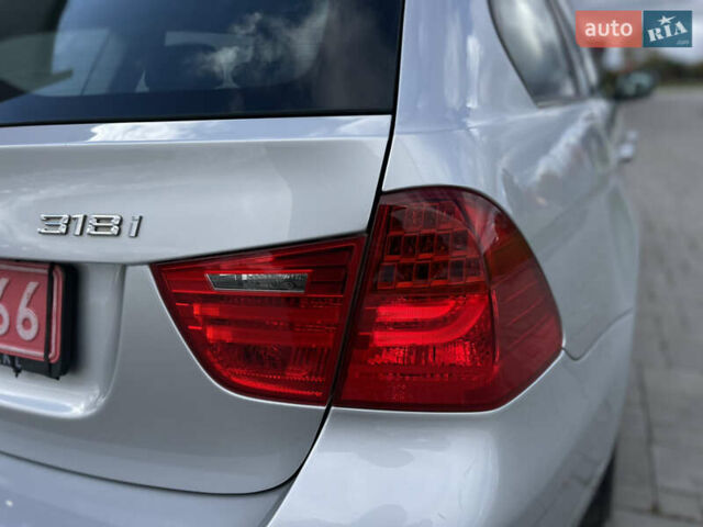 Серый БМВ 3 Серия, объемом двигателя 2 л и пробегом 225 тыс. км за 8650 $, фото 22 на Automoto.ua