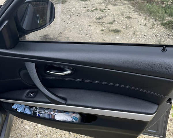 Сірий БМВ 3 Серія, об'ємом двигуна 2 л та пробігом 300 тис. км за 8300 $, фото 18 на Automoto.ua