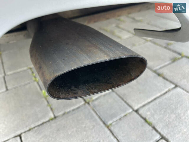 Серый БМВ 3 Серия, объемом двигателя 2 л и пробегом 225 тыс. км за 8650 $, фото 28 на Automoto.ua