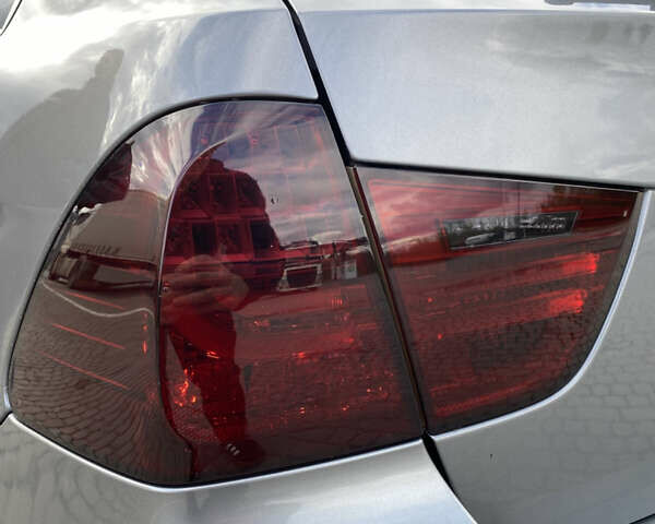 БМВ 3 Серия 2010 в Львове на Automoto.ua Серый БМВ 3 Серия, объемом двигателя 2 л и пробегом 327 тыс. км за 9200 $, фото 11 на Automoto.ua