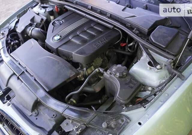 Серый БМВ 3 Серия, объемом двигателя 2 л и пробегом 285 тыс. км за 10500 $, фото 58 на Automoto.ua