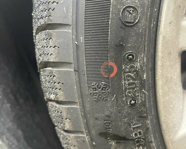 Серый БМВ 3 Серия, объемом двигателя 3 л и пробегом 131 тыс. км за 9500 $, фото 15 на Automoto.ua