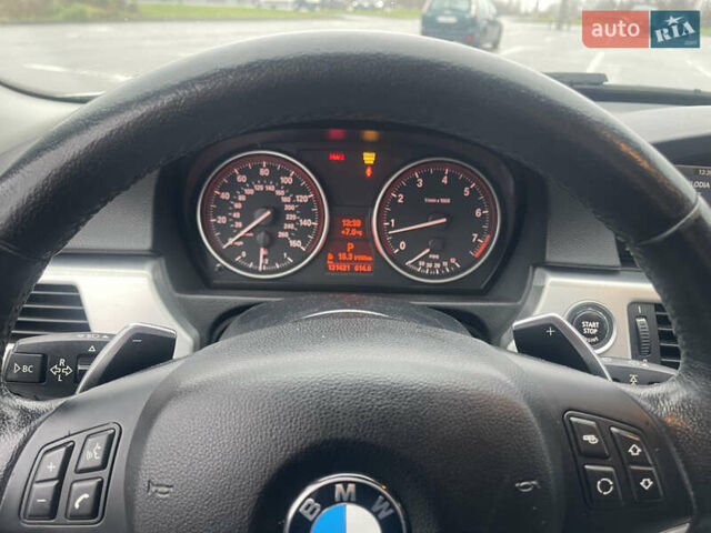 Серый БМВ 3 Серия, объемом двигателя 3 л и пробегом 131 тыс. км за 9500 $, фото 5 на Automoto.ua