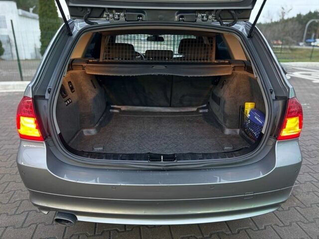 Сірий БМВ 3 Серія, об'ємом двигуна 2 л та пробігом 271 тис. км за 8300 $, фото 10 на Automoto.ua