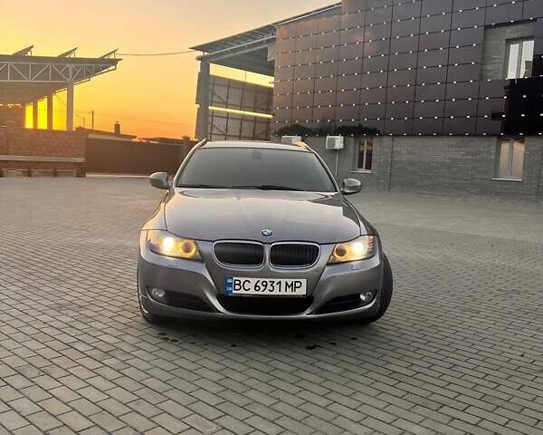 Серый БМВ 3 Серия, объемом двигателя 2 л и пробегом 309 тыс. км за 9400 $, фото 34 на Automoto.ua