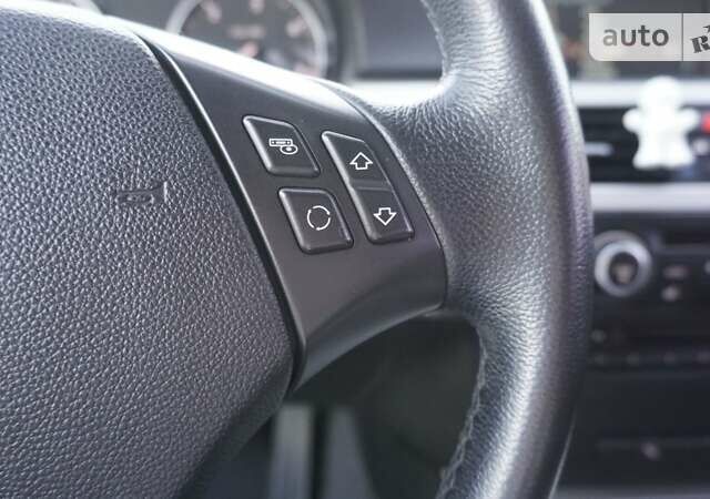 Серый БМВ 3 Серия, объемом двигателя 2 л и пробегом 285 тыс. км за 8500 $, фото 39 на Automoto.ua