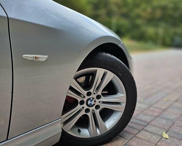 Серый БМВ 3 Серия, объемом двигателя 2 л и пробегом 232 тыс. км за 8000 $, фото 12 на Automoto.ua