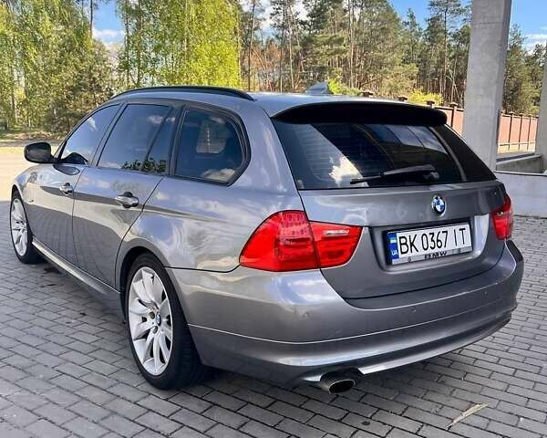 Серый БМВ 3 Серия, объемом двигателя 2 л и пробегом 309 тыс. км за 9400 $, фото 47 на Automoto.ua