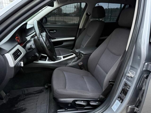 Сірий БМВ 3 Серія, об'ємом двигуна 2 л та пробігом 271 тис. км за 8300 $, фото 18 на Automoto.ua