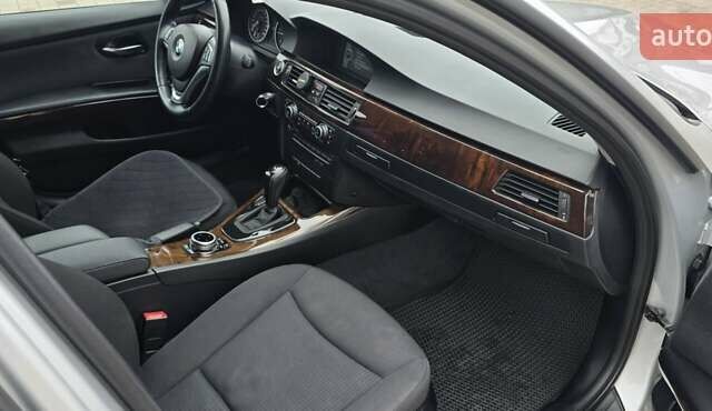 Сірий БМВ 3 Серія, об'ємом двигуна 2 л та пробігом 310 тис. км за 8399 $, фото 7 на Automoto.ua