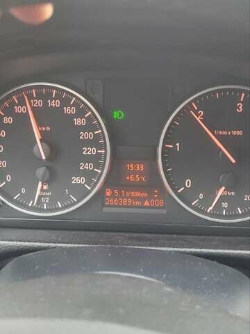 Серый БМВ 3 Серия, объемом двигателя 2 л и пробегом 267 тыс. км за 9900 $, фото 1 на Automoto.ua