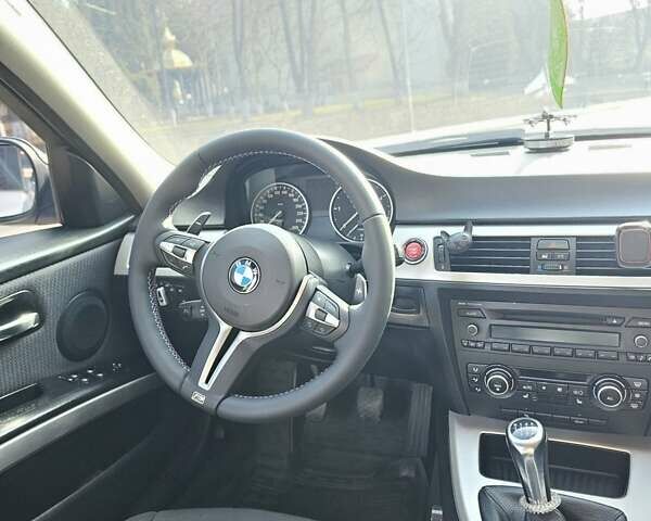 Серый БМВ 3 Серия, объемом двигателя 2 л и пробегом 232 тыс. км за 8000 $, фото 21 на Automoto.ua