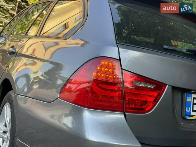 Серый БМВ 3 Серия, объемом двигателя 2 л и пробегом 327 тыс. км за 7600 $, фото 15 на Automoto.ua