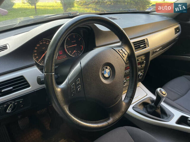 Серый БМВ 3 Серия, объемом двигателя 2 л и пробегом 326 тыс. км за 7790 $, фото 33 на Automoto.ua