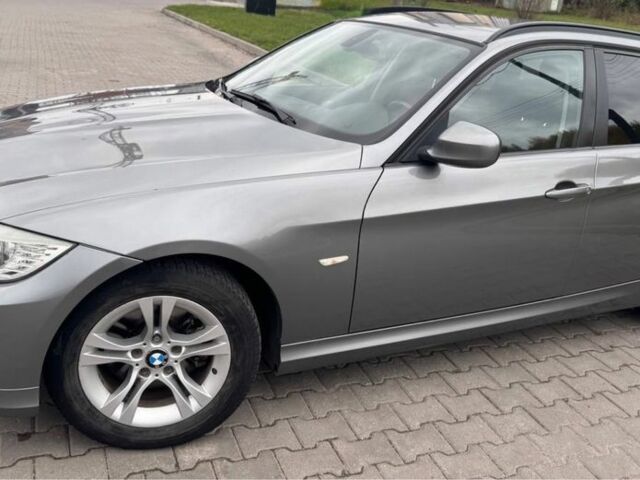 Серый БМВ 3 Серия, объемом двигателя 2 л и пробегом 280 тыс. км за 5600 $, фото 1 на Automoto.ua