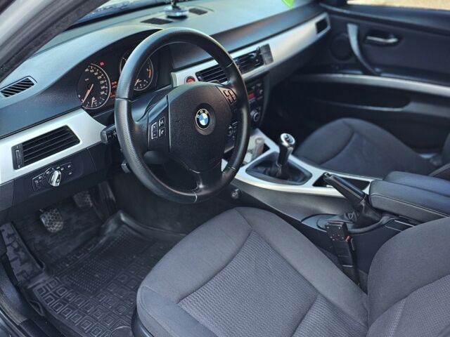 Сірий БМВ 3 Серія, об'ємом двигуна 2 л та пробігом 210 тис. км за 8000 $, фото 17 на Automoto.ua