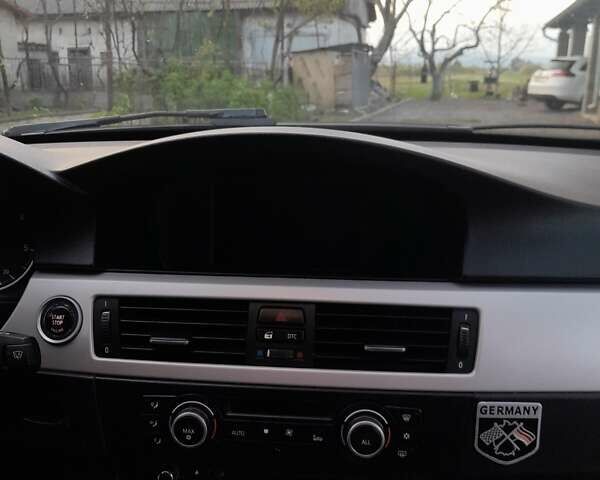 Серый БМВ 3 Серия, объемом двигателя 2 л и пробегом 373 тыс. км за 9500 $, фото 25 на Automoto.ua