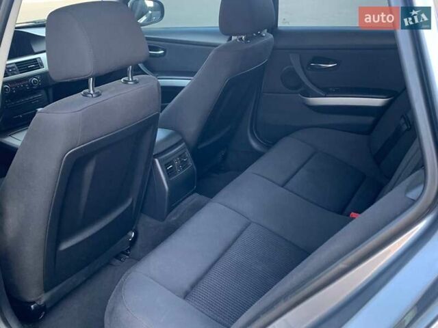 Серый БМВ 3 Серия, объемом двигателя 2 л и пробегом 309 тыс. км за 9400 $, фото 81 на Automoto.ua