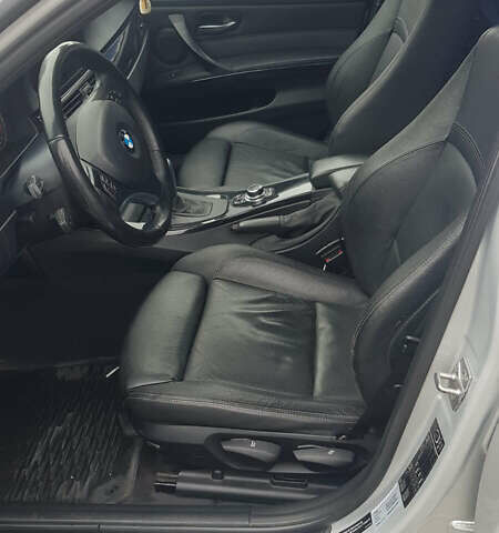 Серый БМВ 3 Серия, объемом двигателя 2 л и пробегом 440 тыс. км за 9000 $, фото 27 на Automoto.ua