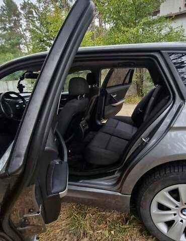 Серый БМВ 3 Серия, объемом двигателя 2 л и пробегом 267 тыс. км за 9900 $, фото 14 на Automoto.ua